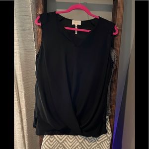 Pictures do not do this top justice!  Laundry sheer top - medium